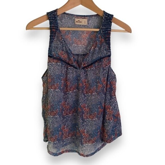 Hollister Sheer Floral Blouse - Picture 1 of 6
